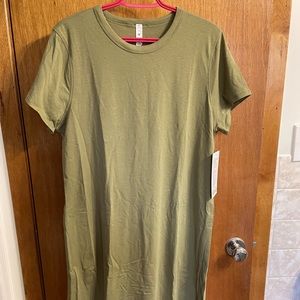 Lululemon cotton-blend tshirt dress, NWT, size 12